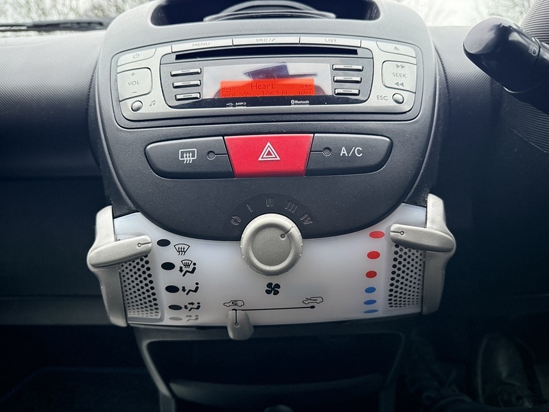 Used Peugeot 107 2013 for sale - 77166041: Photo 18