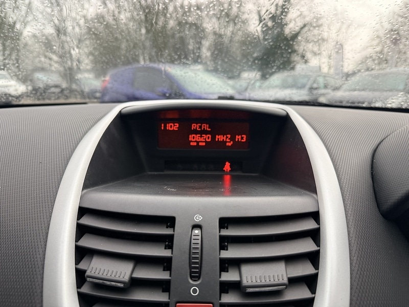 Used Peugeot 207 2007 for sale - 77165086: Photo 16