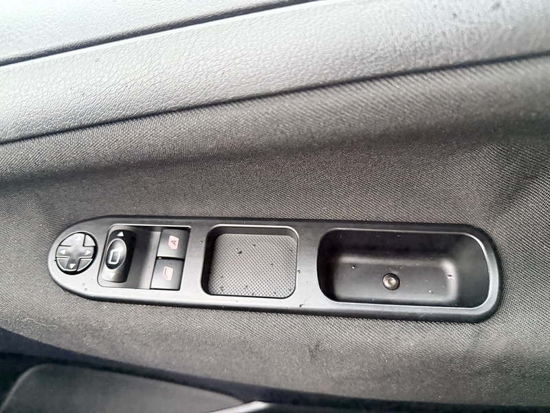 Used Peugeot 207 2007 for sale - 77165086: Photo 21