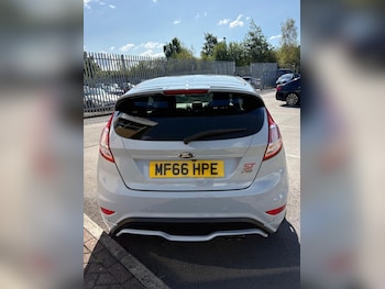 Used Ford Fiesta 2016 for sale - 79598222: Photo