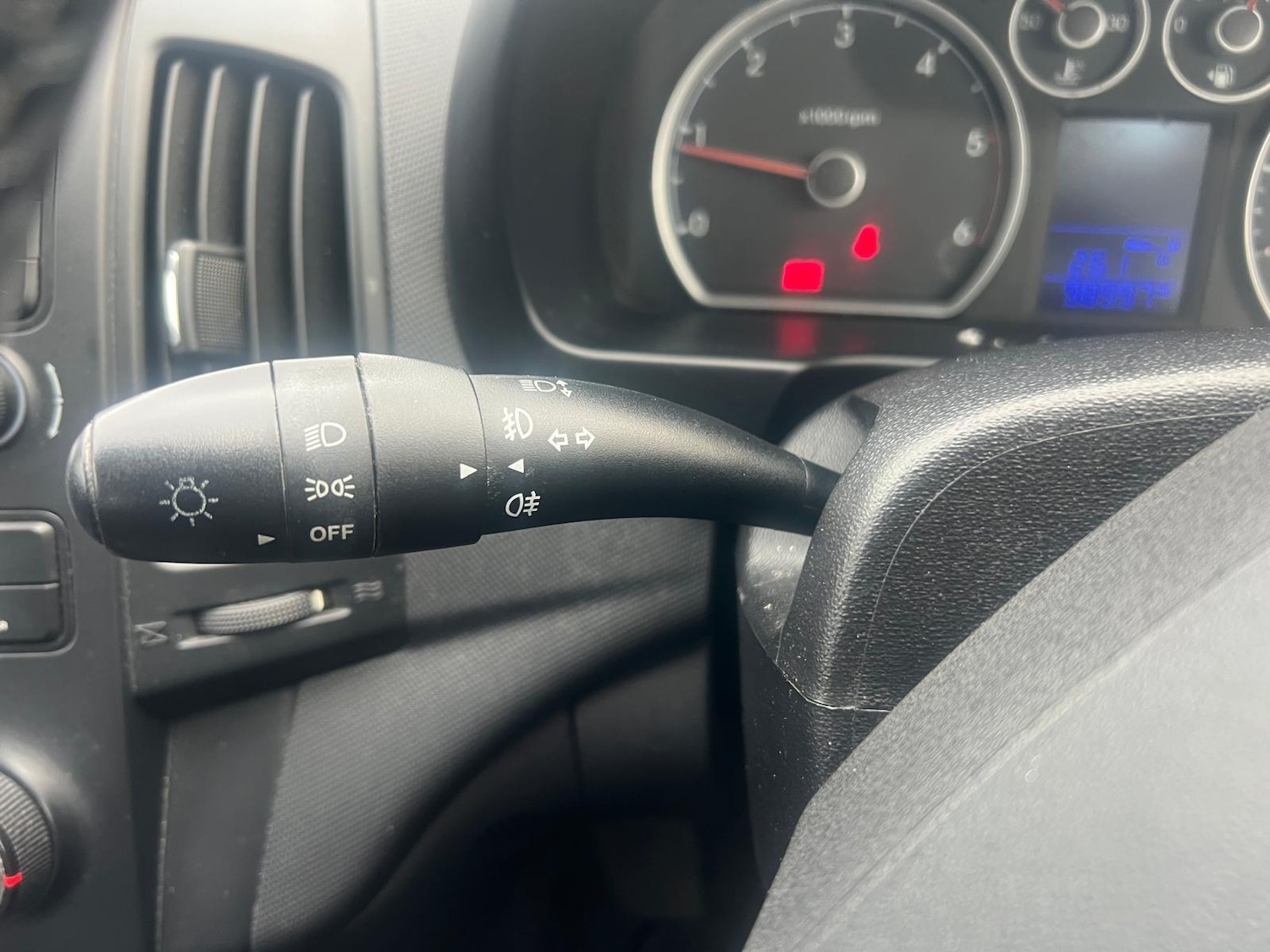 Used Hyundai i30 2011 for sale - 76457516: Photo 21