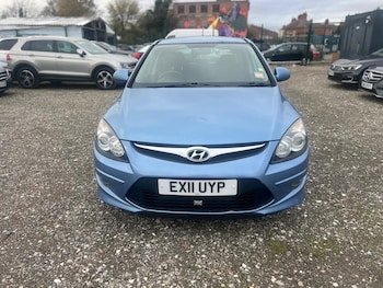 Used Hyundai i30 2011 for sale - 76457516: Photo