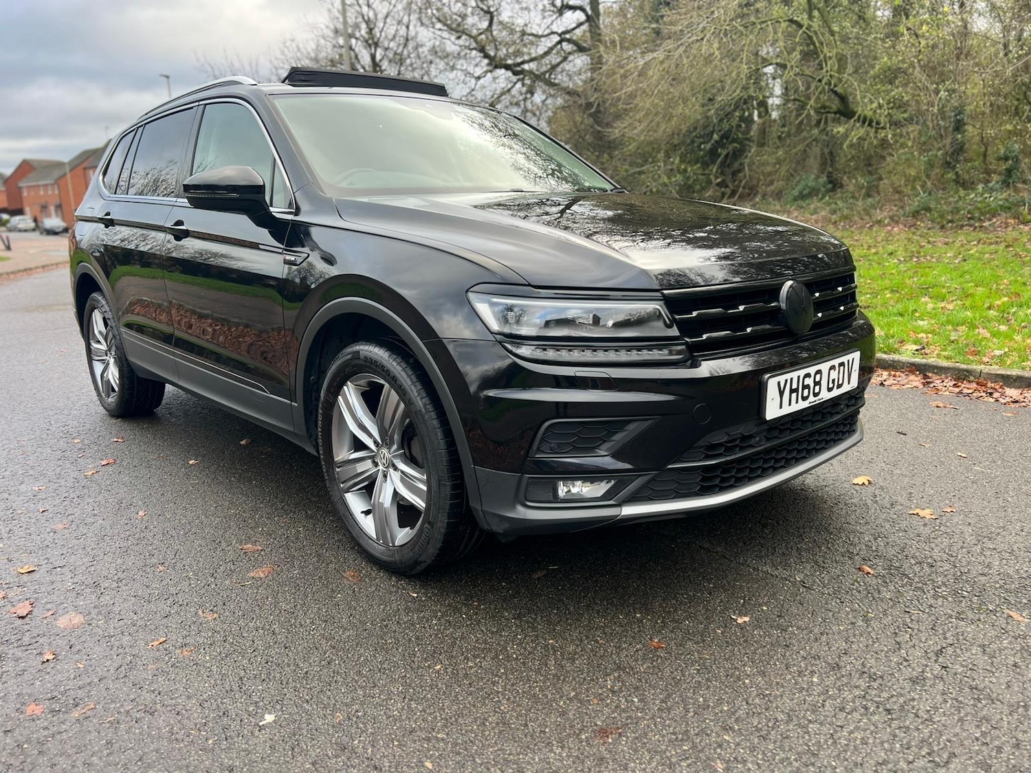 Used Volkswagen Tiguan Allspace 2018 for sale - 76633849: Photo 1