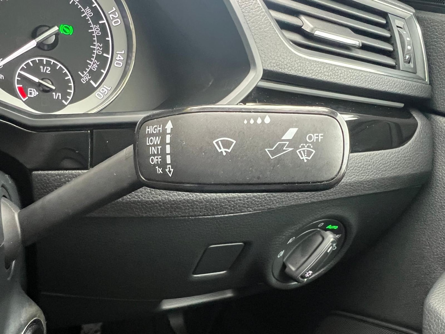 Used Skoda Superb 2018 for sale - 76446746: Photo 30