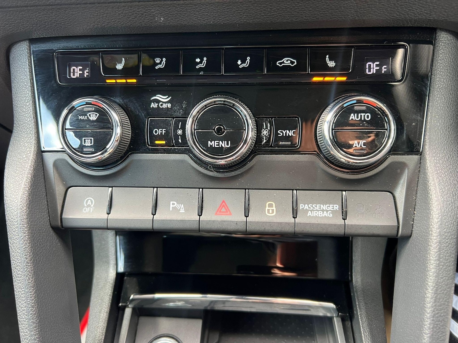 Used Skoda Karoq 2021 for sale - 77839336: Photo 33