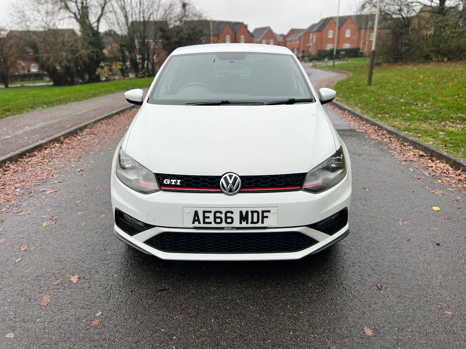 Used Volkswagen Polo 2016 for sale - 76990544: Photo 2