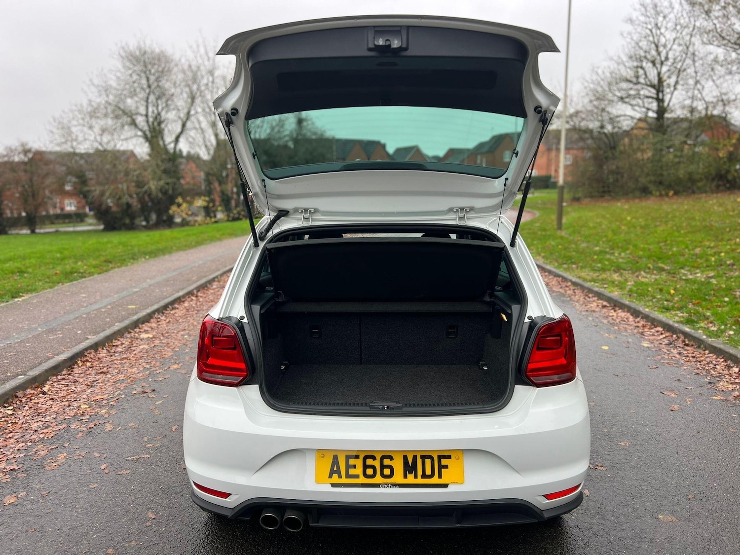 Used Volkswagen Polo 2016 for sale - 76990544: Photo 6