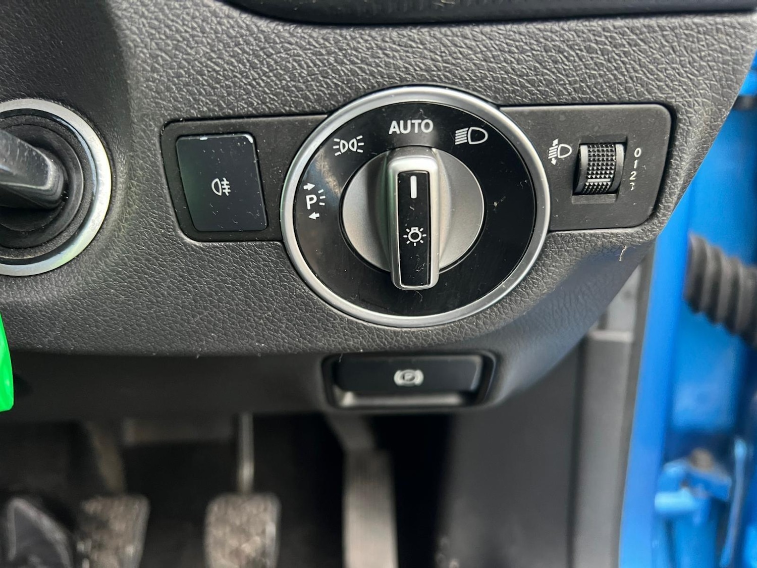 Used Mercedes-Benz A-Class 2014 for sale - 76613167: Photo 26