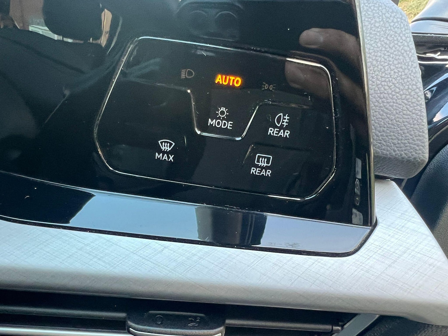 Used Volkswagen Golf 2021 for sale - 77793360: Photo 35