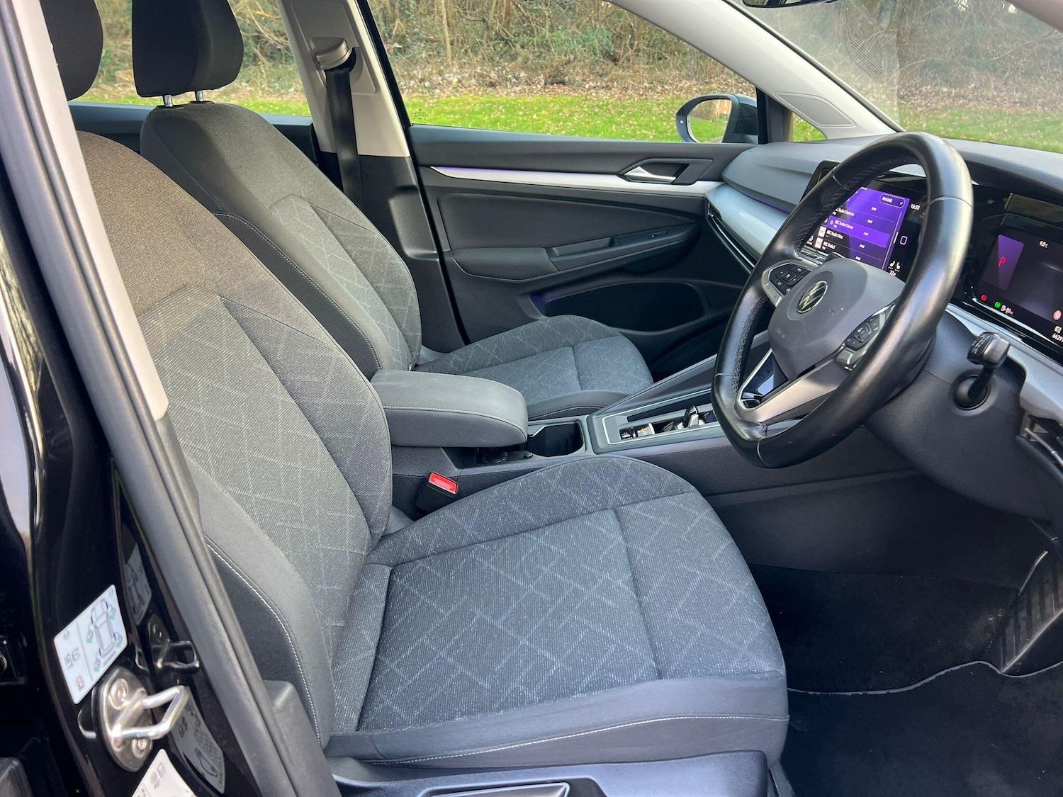 Used Volkswagen Golf 2021 for sale - 77793360: Photo 8