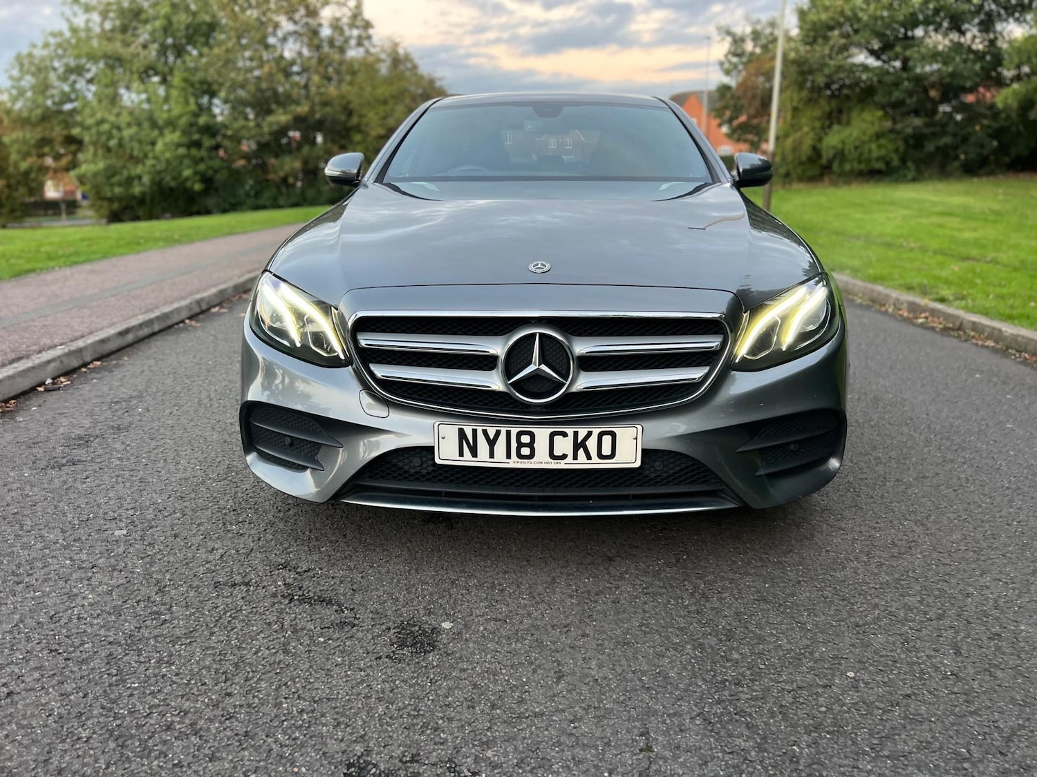 Used Mercedes-Benz E Class 2018 for sale - 76382601: Photo 2