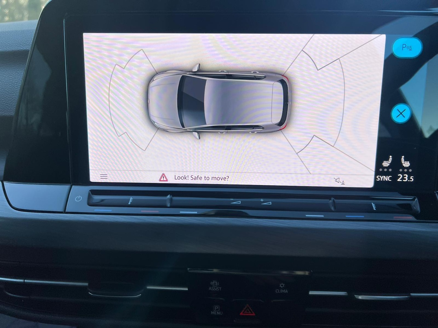 Used Volkswagen Golf 2023 for sale - 77559206: Photo 32