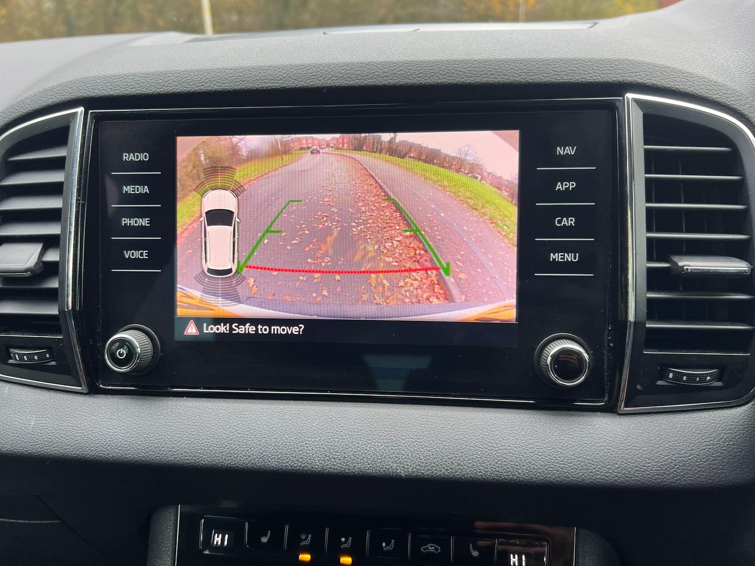 Used Skoda Karoq 2019 for sale - 76899221: Photo 17