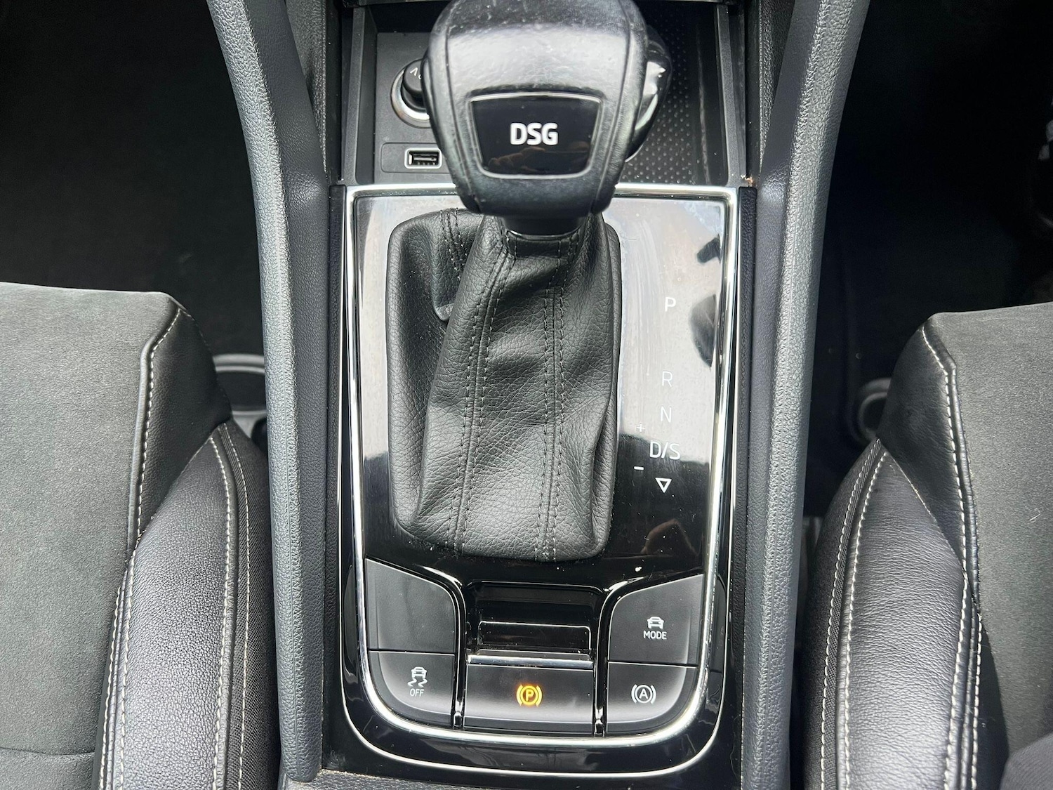 Used Skoda Karoq 2019 for sale - 76899221: Photo 28