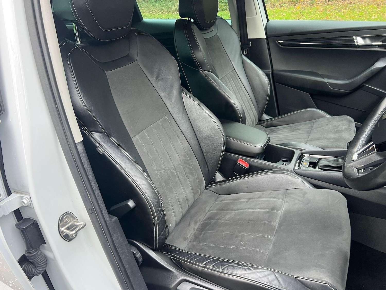 Used Skoda Karoq 2019 for sale - 76899221: Photo 8