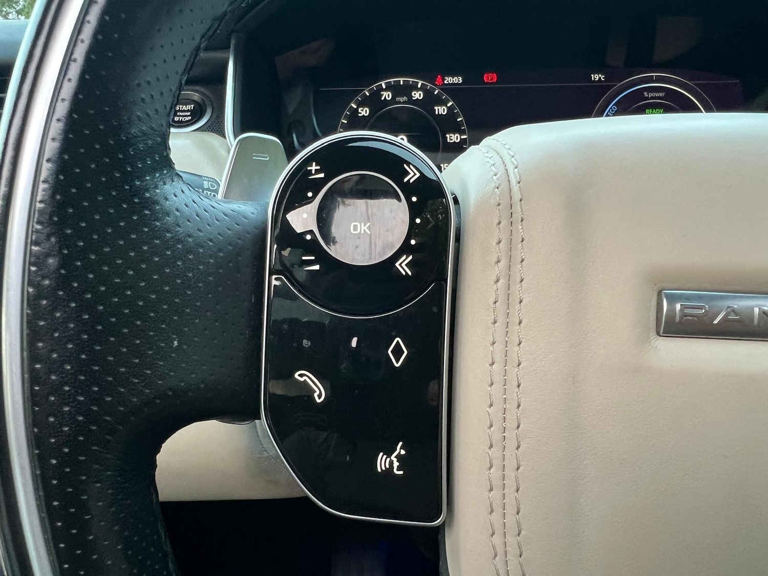 Used Land Rover Range Rover Sport 2018 for sale - 76382593: Photo 18