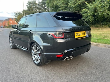 Used Land Rover Range Rover Sport 2018 for sale - 76382593: Photo