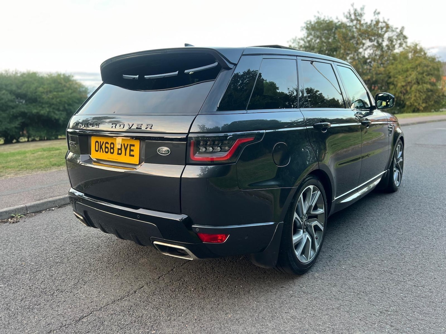 Used Land Rover Range Rover Sport 2018 for sale - 76382593: Photo 7