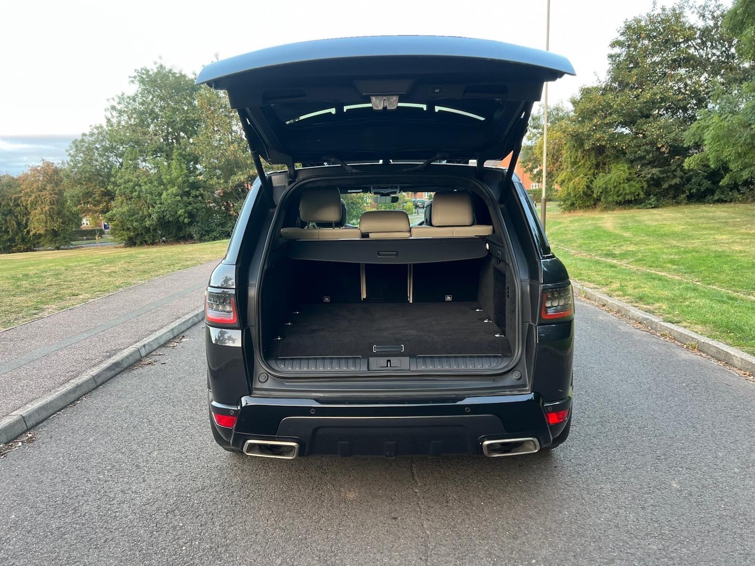 Used Land Rover Range Rover Sport 2018 for sale - 76382593: Photo 8