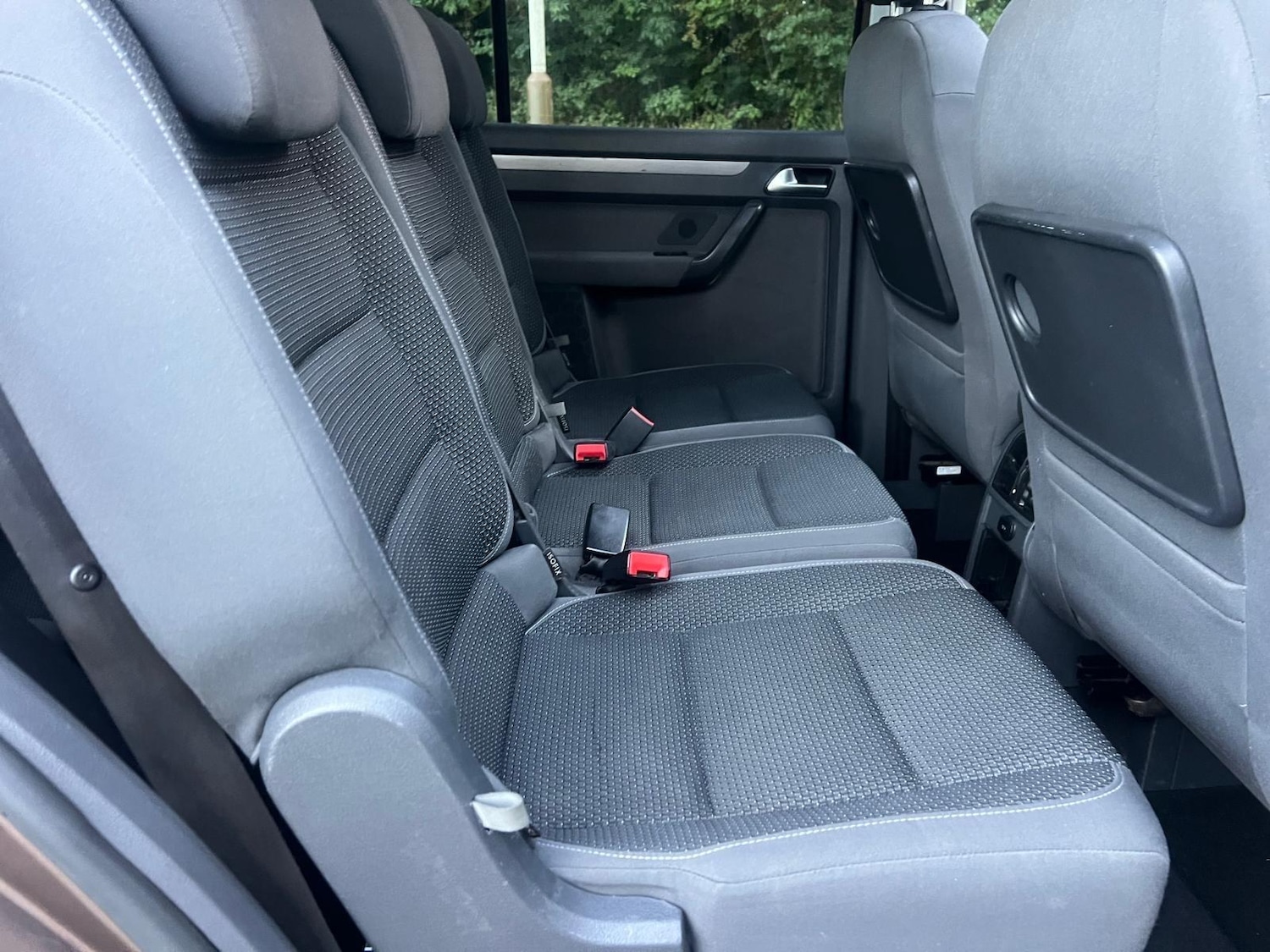 Used Volkswagen Touran 2011 for sale - 76382592: Photo 12