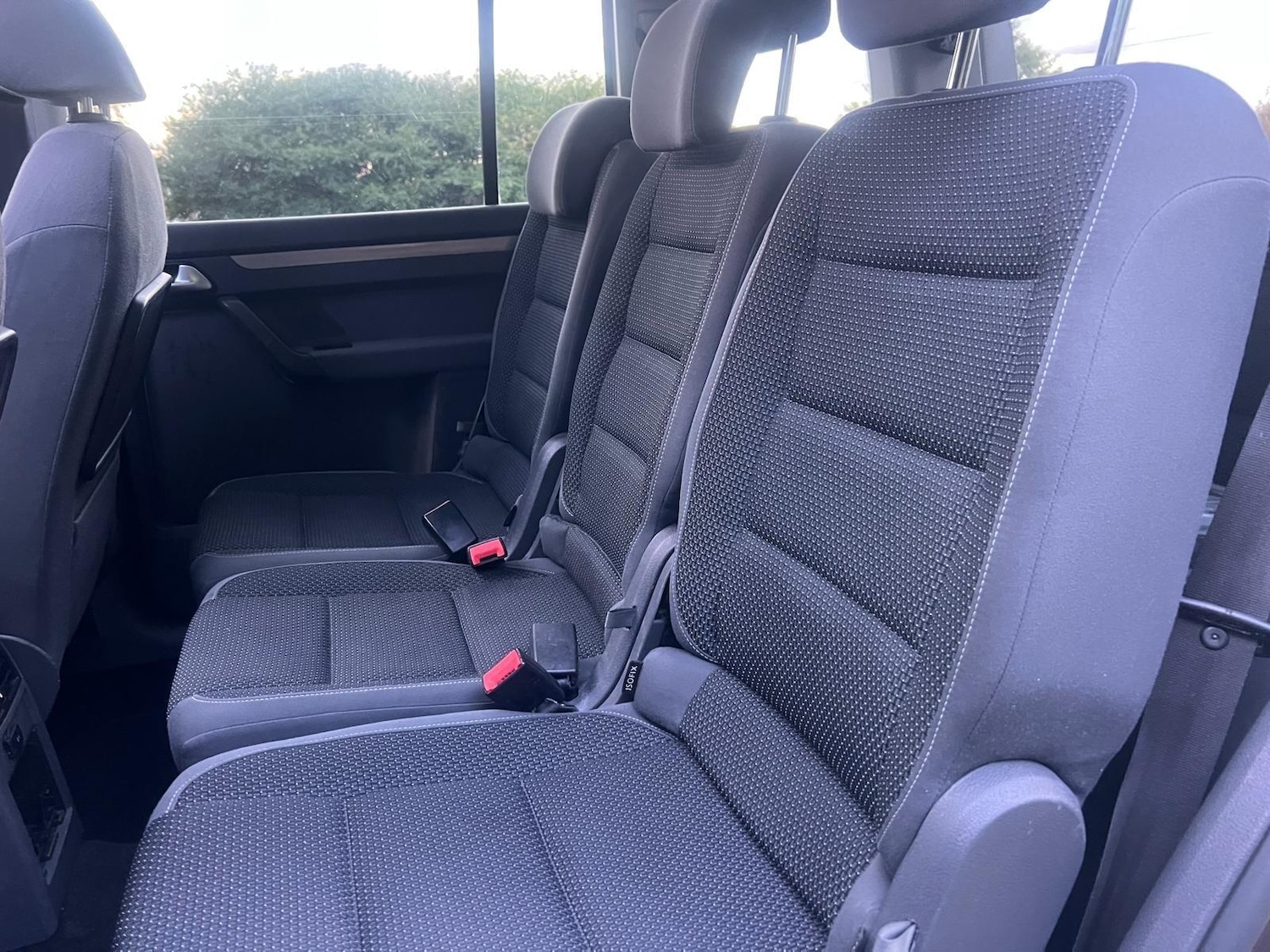 Used Volkswagen Touran 2011 for sale - 76382592: Photo 15