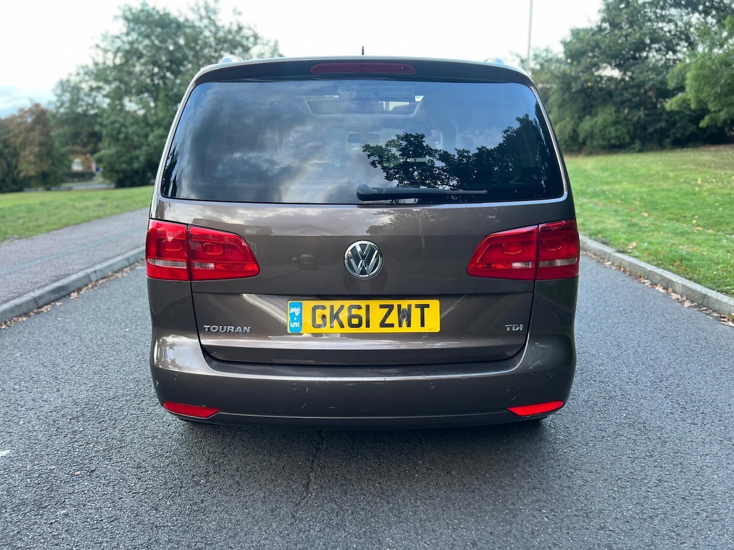 Used Volkswagen Touran 2011 for sale - 76382592: Photo 5