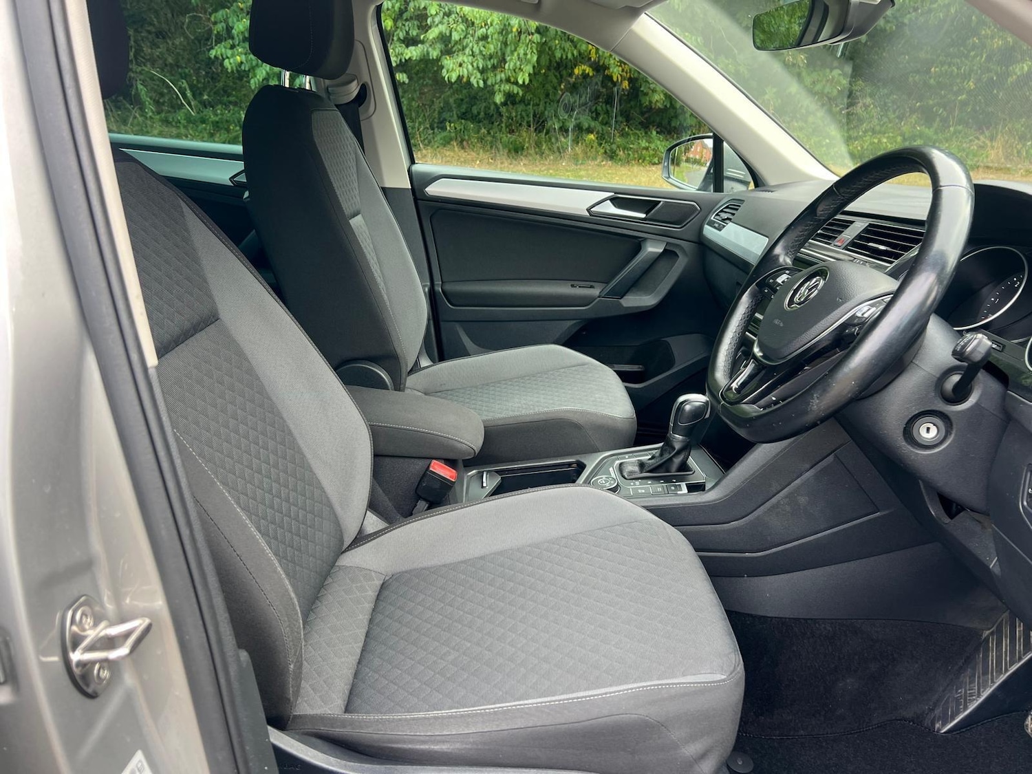 Used Volkswagen Tiguan 2017 for sale - 76382591: Photo 12