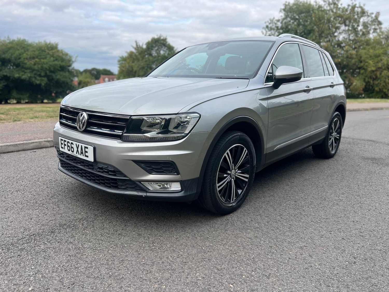 Used Volkswagen Tiguan 2017 for sale - 76382591: Photo 3