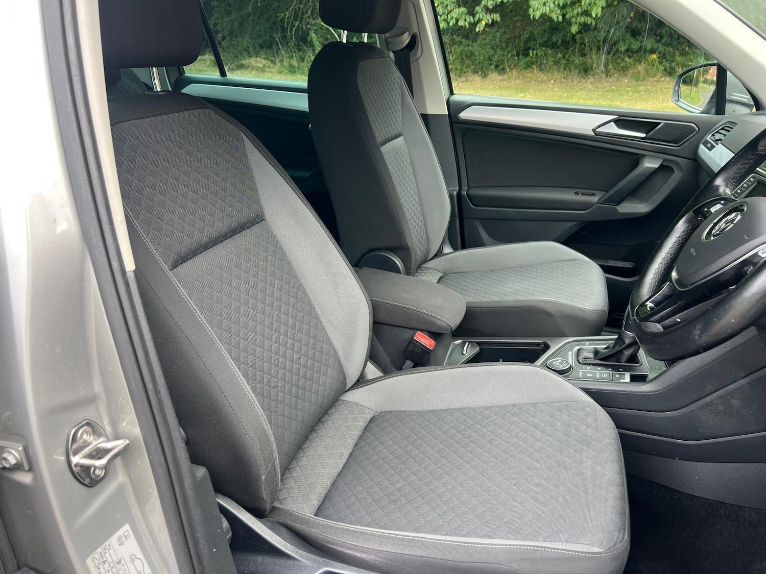 Used Volkswagen Tiguan 2017 for sale - 76382591: Photo 8