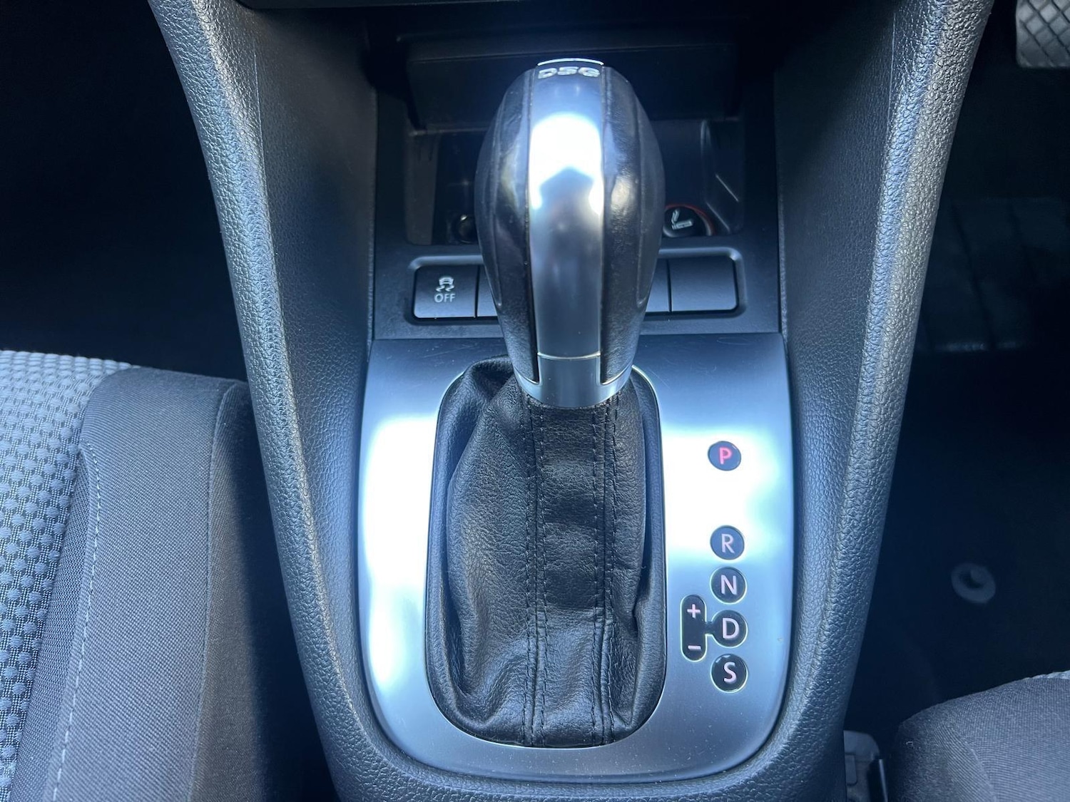 Used Volkswagen Golf 2011 for sale - 76382597: Photo 11