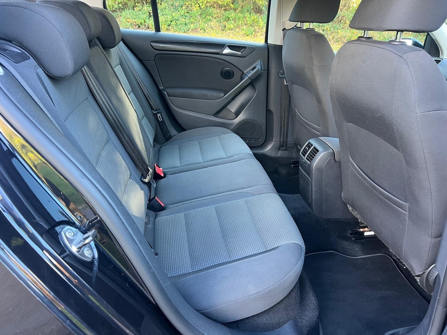 Used Volkswagen Golf 2011 for sale - 76382597: Photo 12