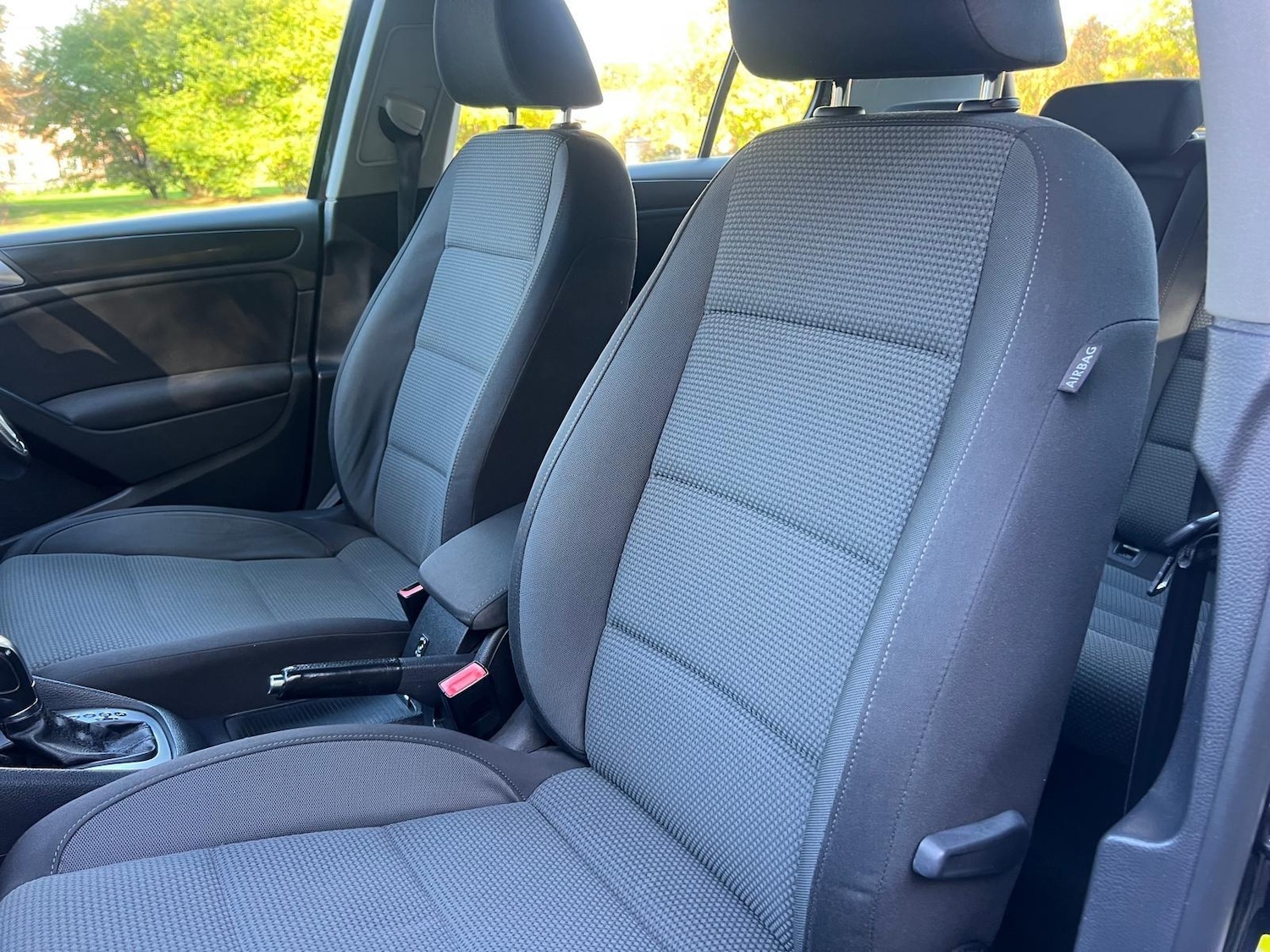 Used Volkswagen Golf 2011 for sale - 76382597: Photo 14