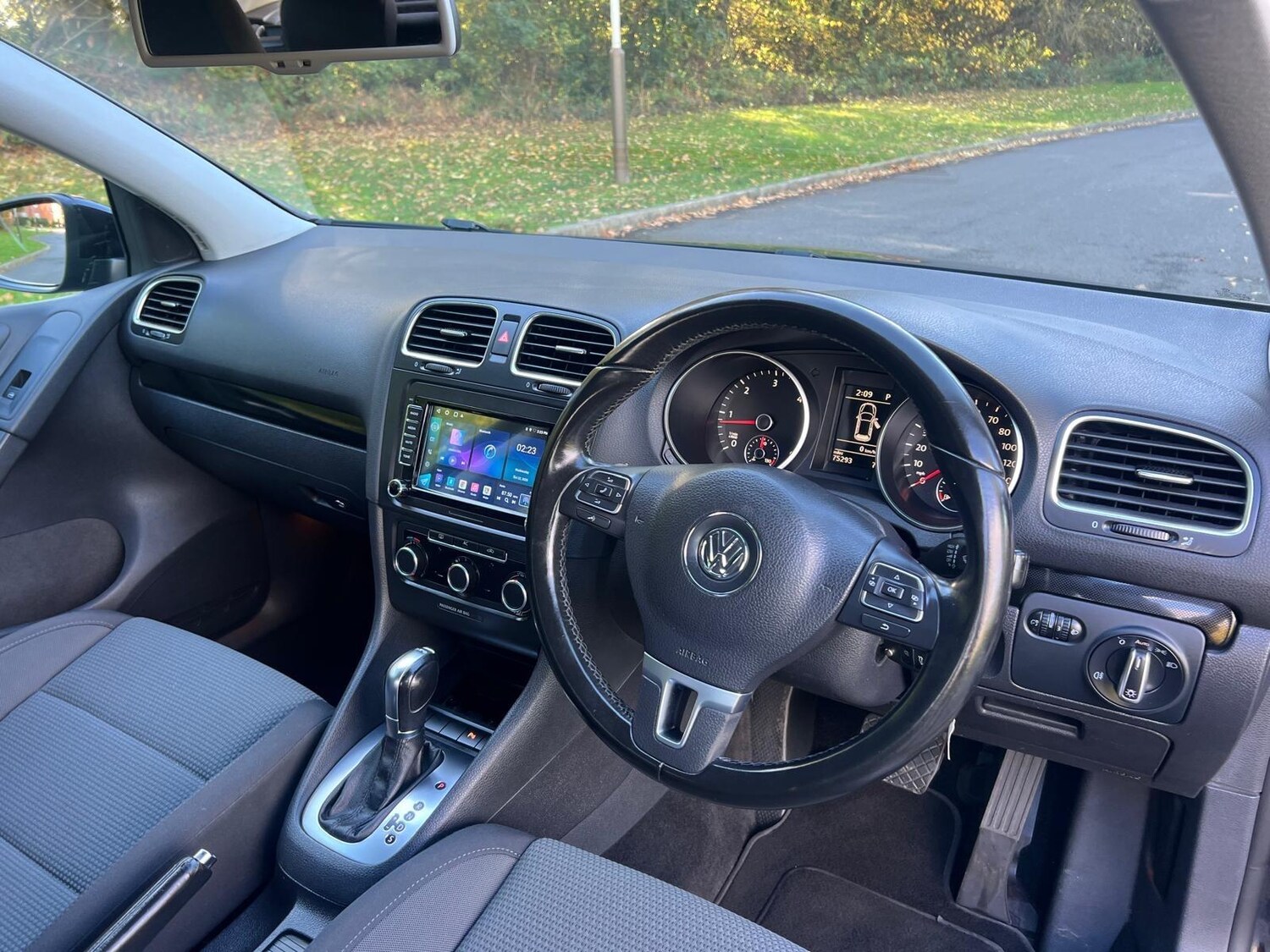 Used Volkswagen Golf 2011 for sale - 76382597: Photo 21