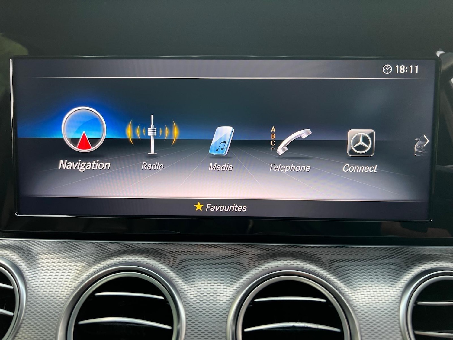 Used Mercedes-Benz E Class 2018 for sale - 76382596: Photo 27