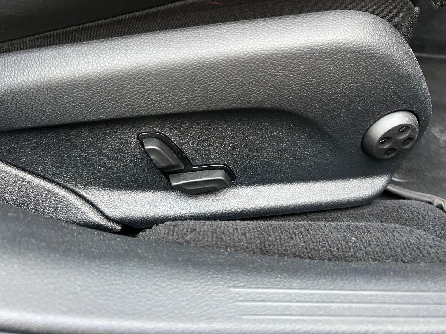 Used Mercedes-Benz E Class 2018 for sale - 76382596: Photo 37