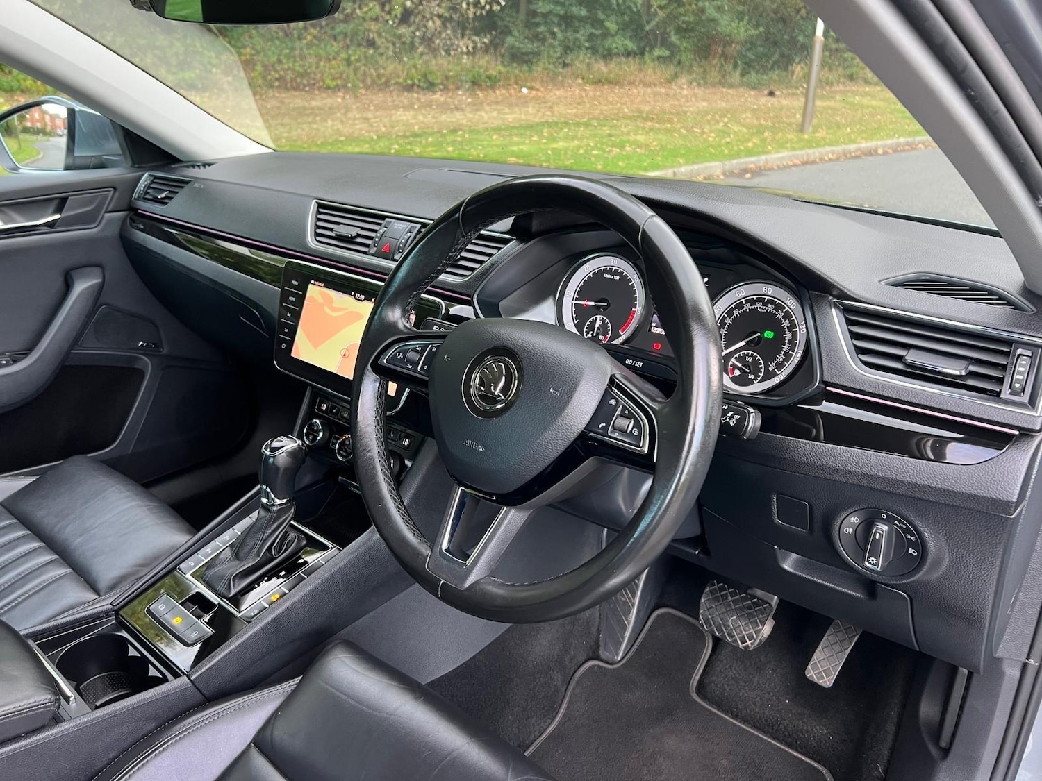 Used Skoda Superb 2017 for sale - 76382602: Photo 18