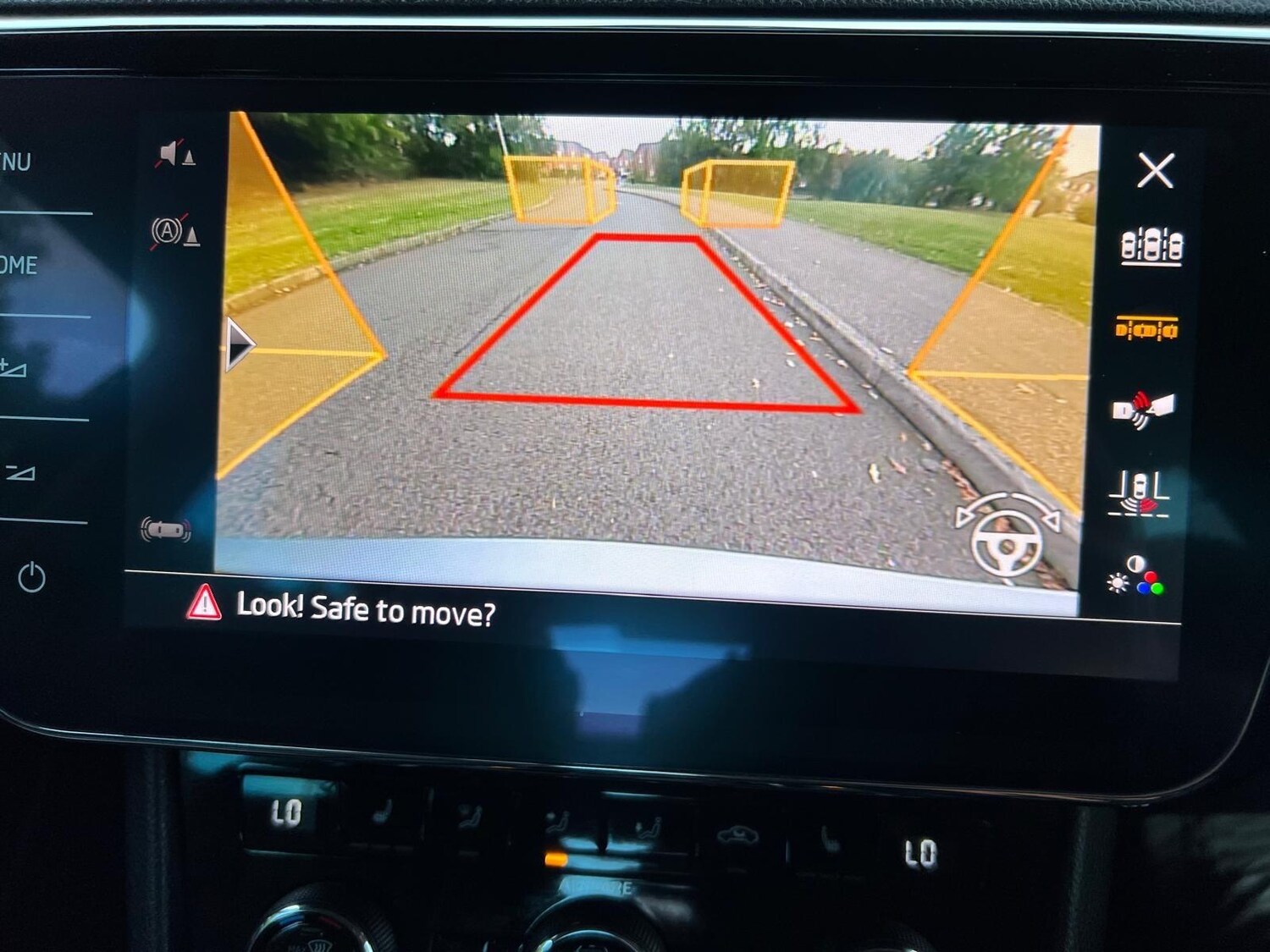 Used Skoda Superb 2017 for sale - 76382602: Photo 21