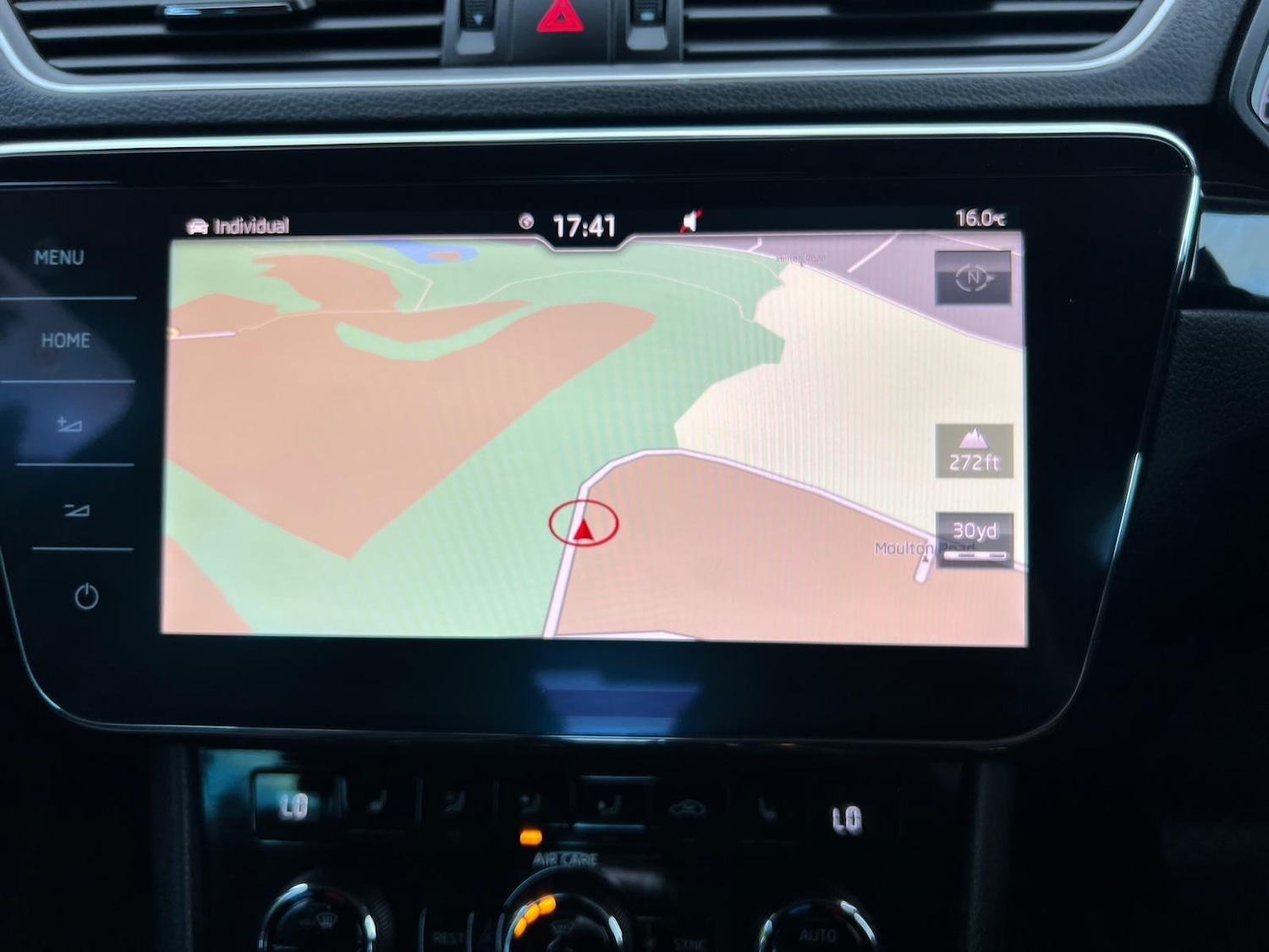 Used Skoda Superb 2017 for sale - 76382602: Photo 23