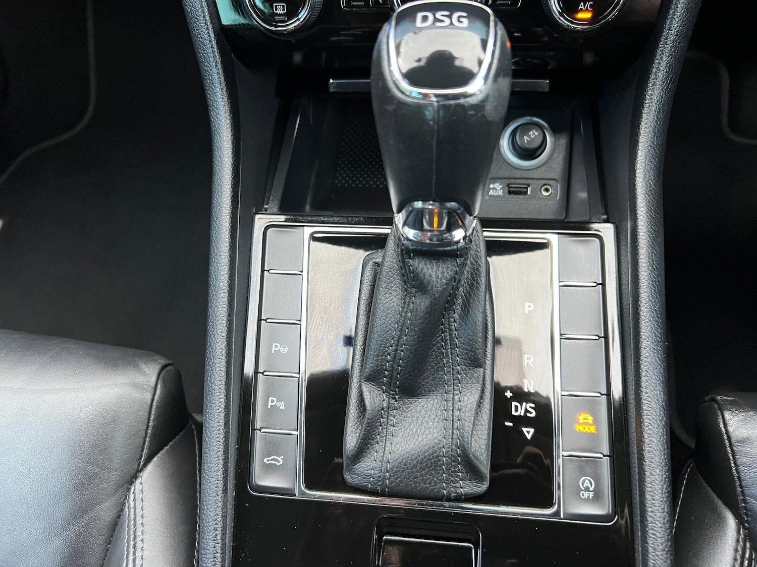 Used Skoda Superb 2017 for sale - 76382602: Photo 24