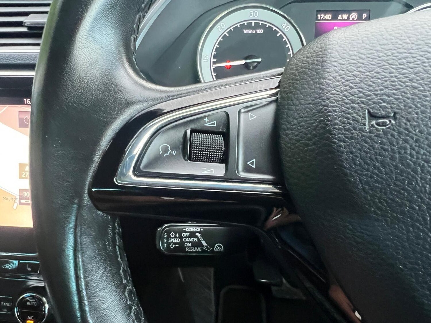 Used Skoda Superb 2017 for sale - 76382602: Photo 31