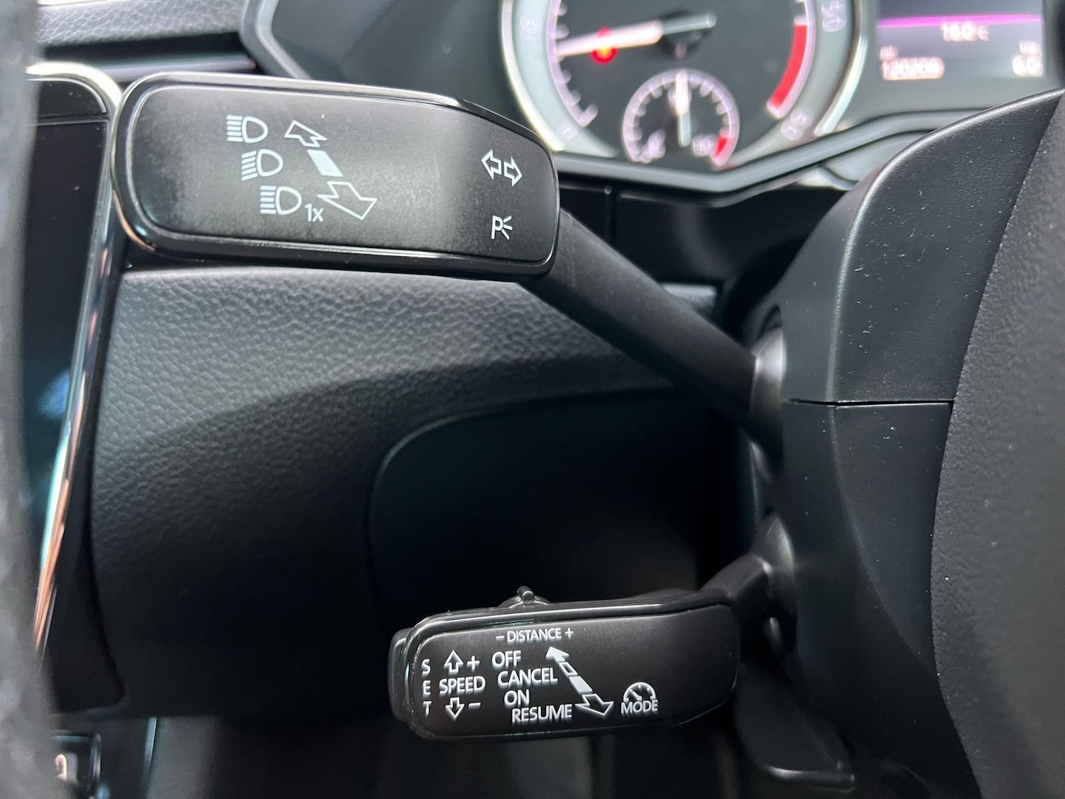 Used Skoda Superb 2017 for sale - 76382602: Photo 32