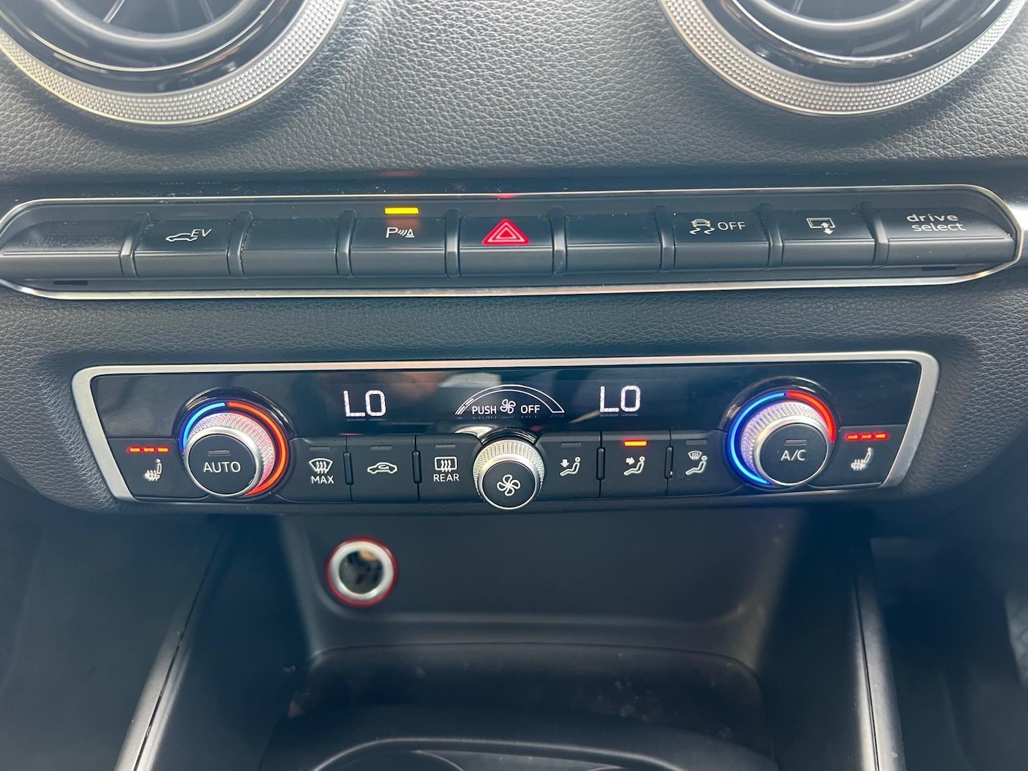 Used Audi A3 2015 for sale - 76382598: Photo 21