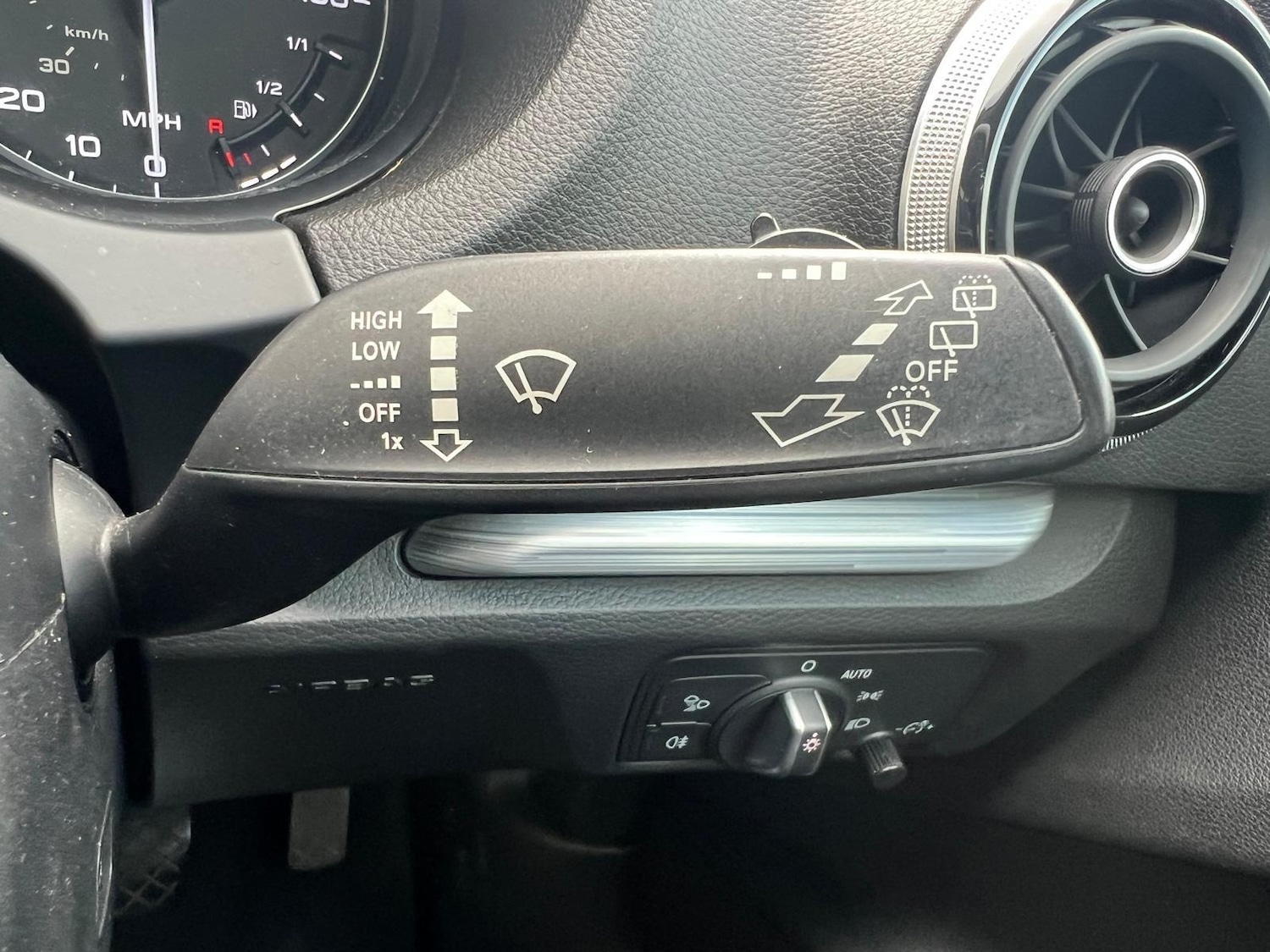 Used Audi A3 2015 for sale - 76382598: Photo 23