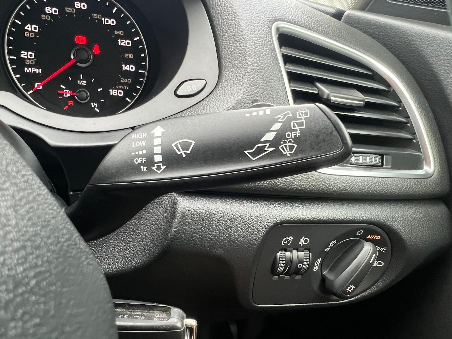 Used Audi Q3 2014 for sale - 76382599: Photo 21