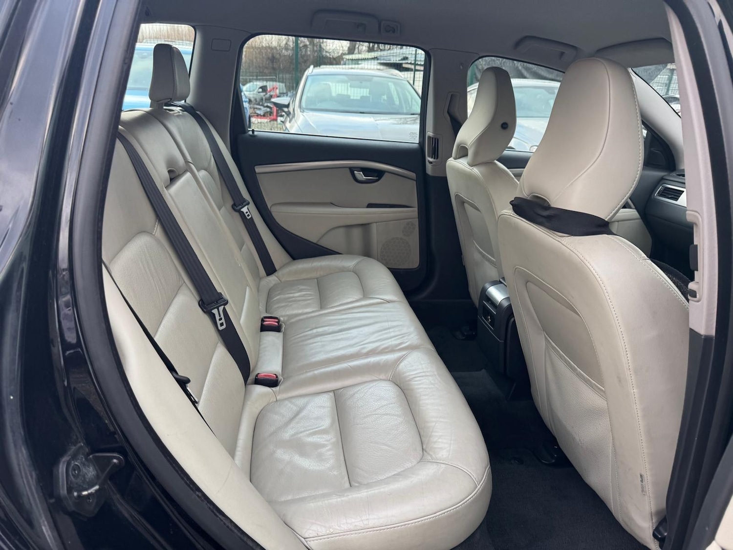 Used Volvo V70 2011 for sale - 77081910: Photo 13