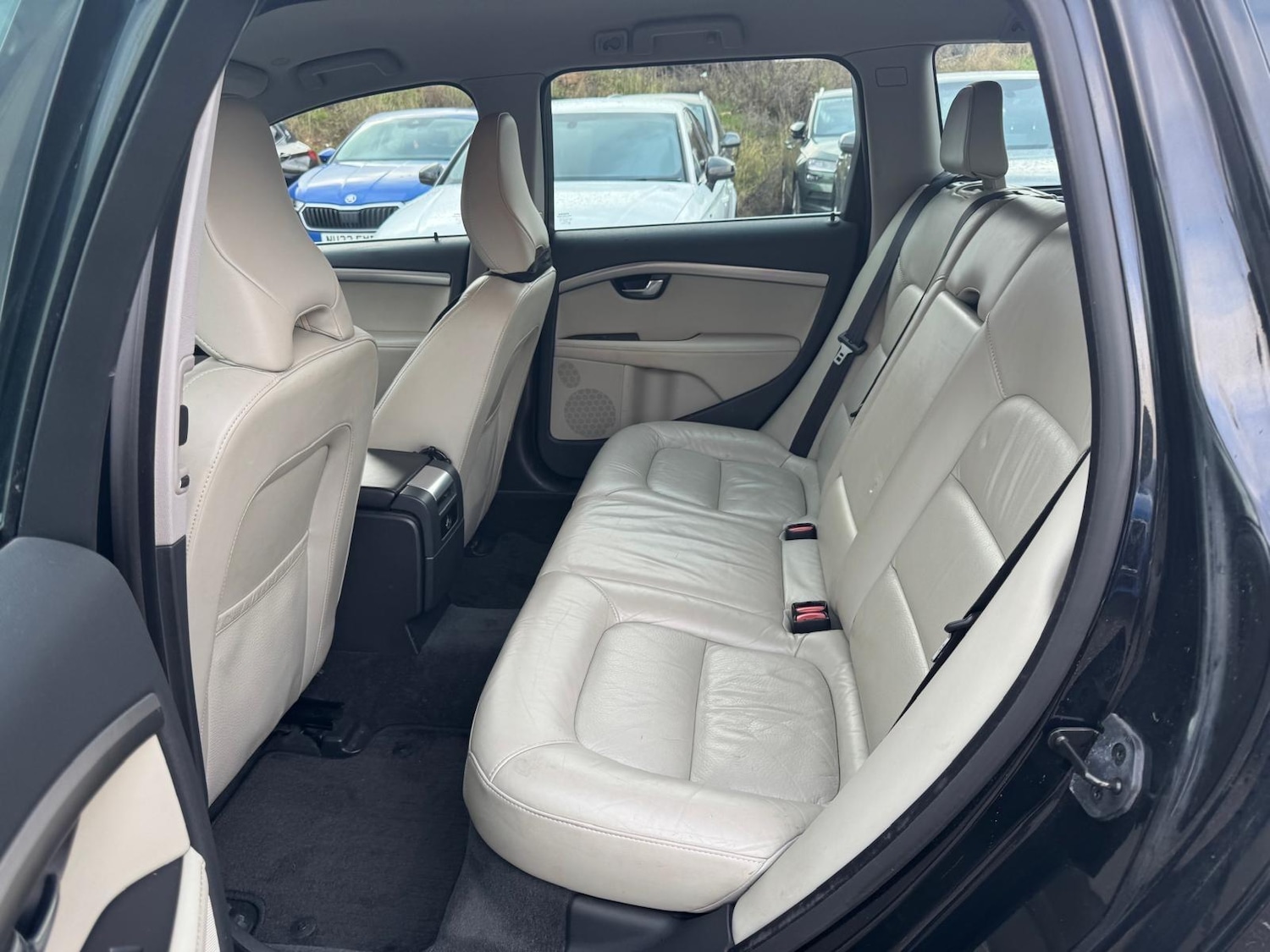 Used Volvo V70 2011 for sale - 77081910: Photo 14