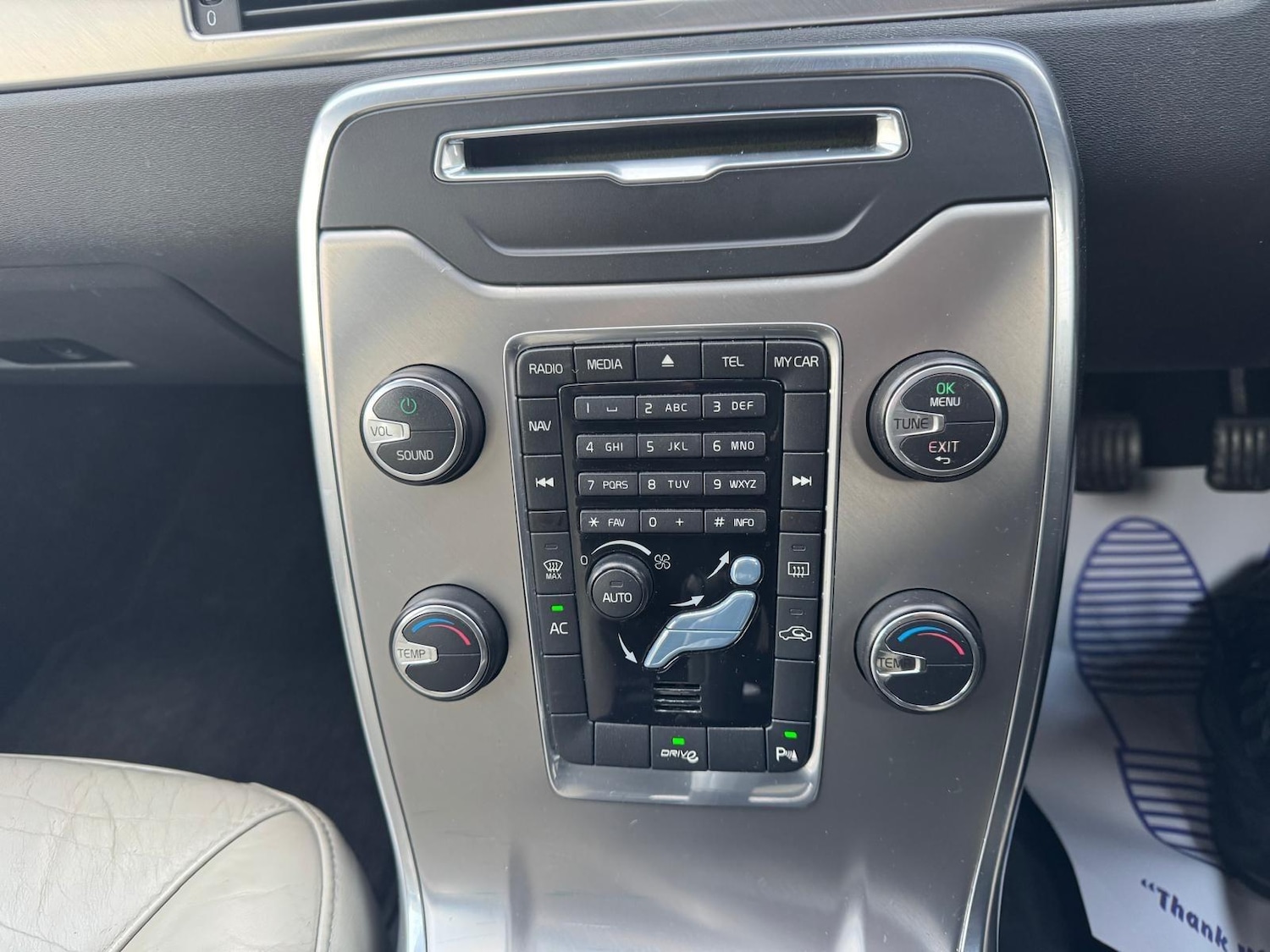 Used Volvo V70 2011 for sale - 77081910: Photo 22