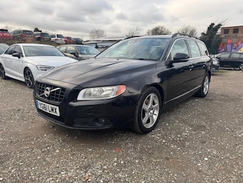 Used Volvo V70 2011 for sale - 77081910: Photo