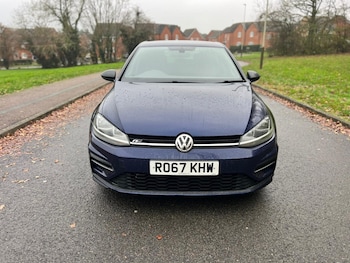 Used Volkswagen Golf 2017 for sale - 76688924: Photo