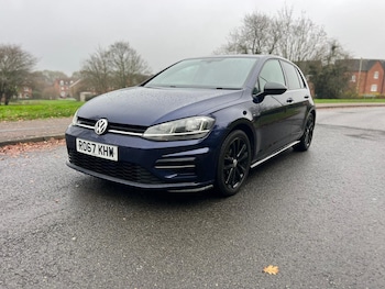 Used Volkswagen Golf 2017 for sale - 76688924: Photo